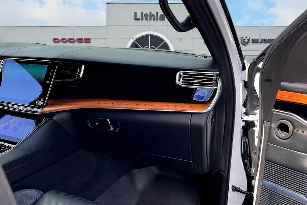 2024 Jeep Grand Wagoneer L Series III 21