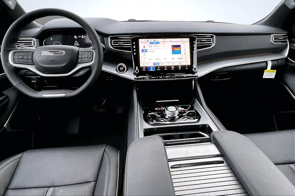 Thumbnail: 2026 Jeep Grand Wagoneer - 10