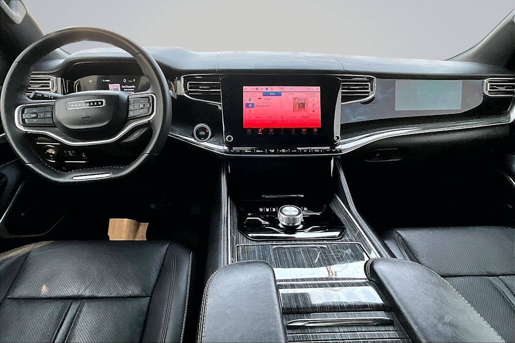 Thumbnail: 2022 Jeep Wagoneer - 10