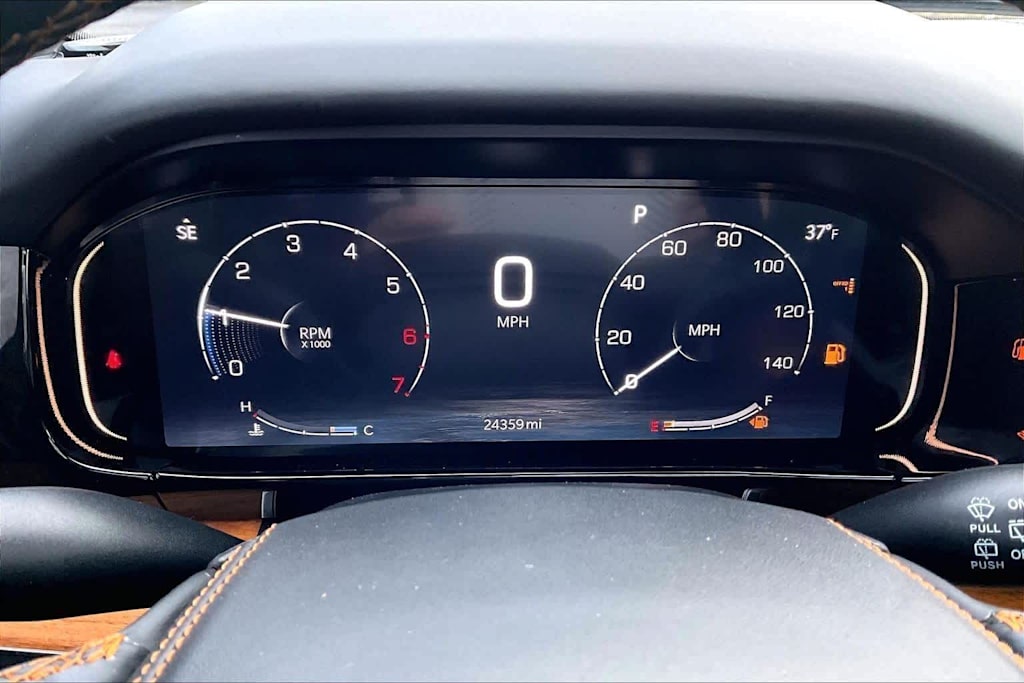 Thumbnail: 2023 Jeep Grand Wagoneer - 16