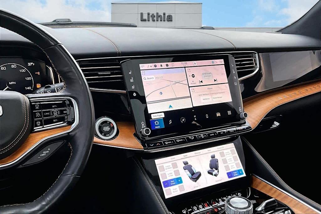 Thumbnail: 2023 Jeep Grand Wagoneer - 14