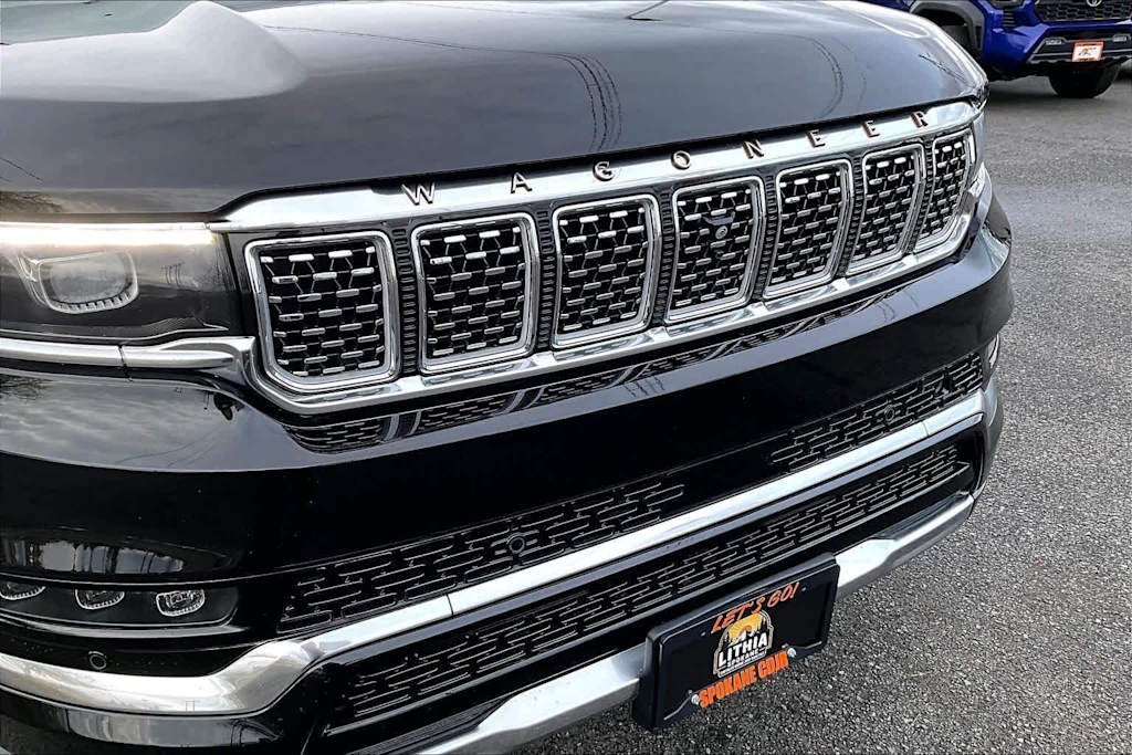 Thumbnail: 2023 Jeep Grand Wagoneer - 33