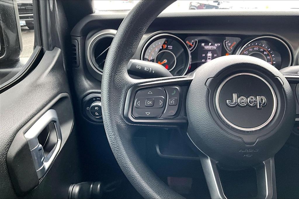 Thumbnail: 2022 Jeep Gladiator - 26