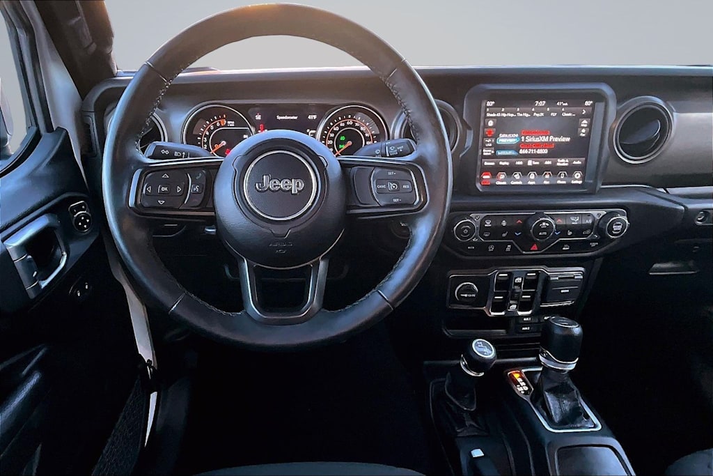 Thumbnail: 2022 Jeep Gladiator - 14