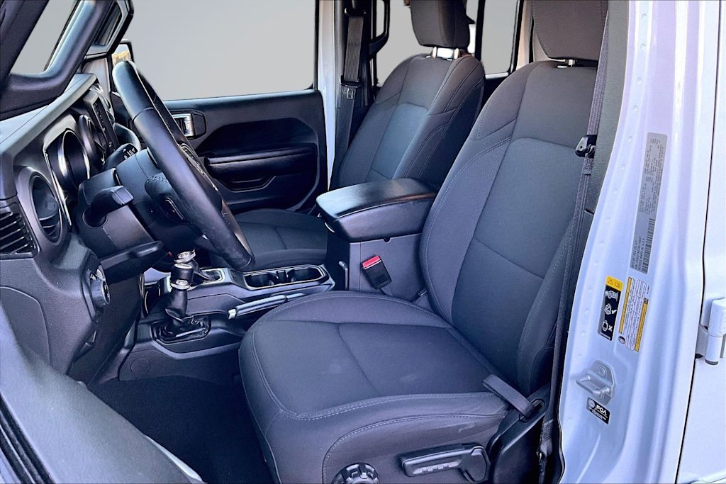 Thumbnail: 2022 Jeep Gladiator - 11