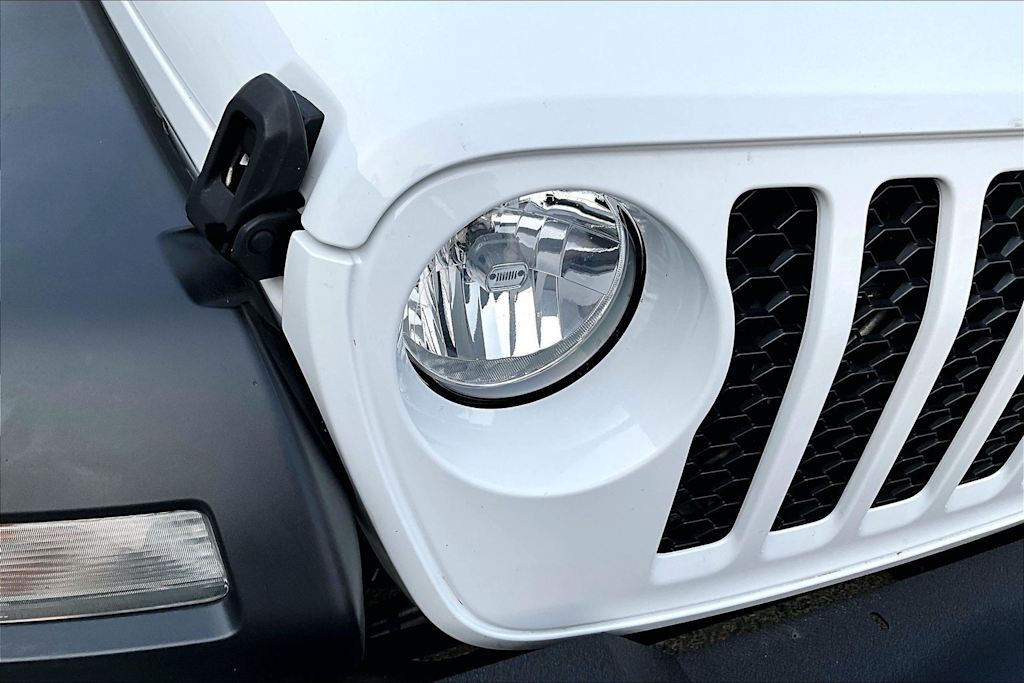 Thumbnail: 2023 Jeep Gladiator - 31