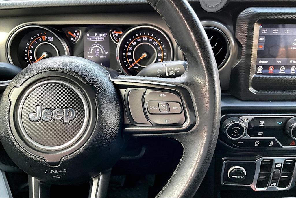 Thumbnail: 2023 Jeep Gladiator - 26