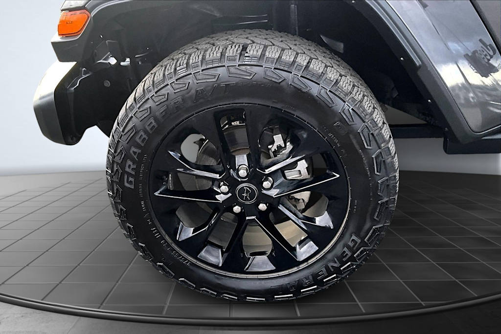 Thumbnail: 2024 Jeep Gladiator - 8