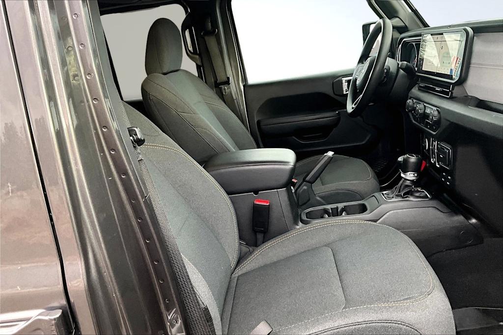 Thumbnail: 2024 Jeep Gladiator - 12