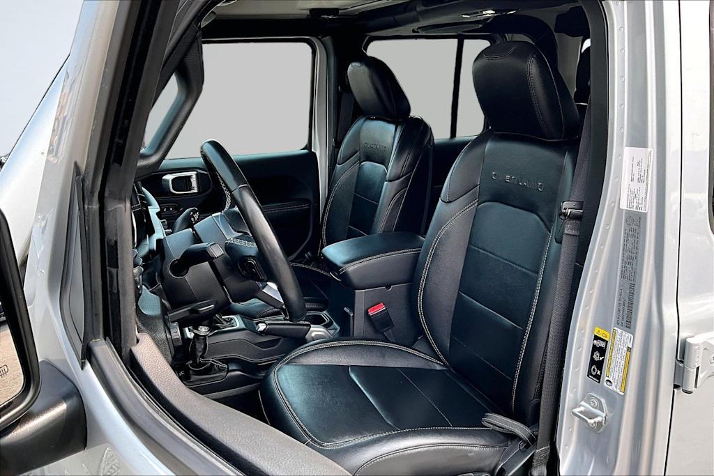 Thumbnail: 2023 Jeep Gladiator - 21