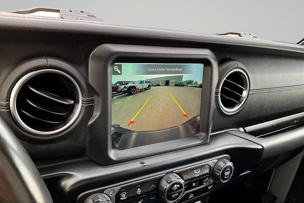 Thumbnail: 2023 Jeep Gladiator - 27