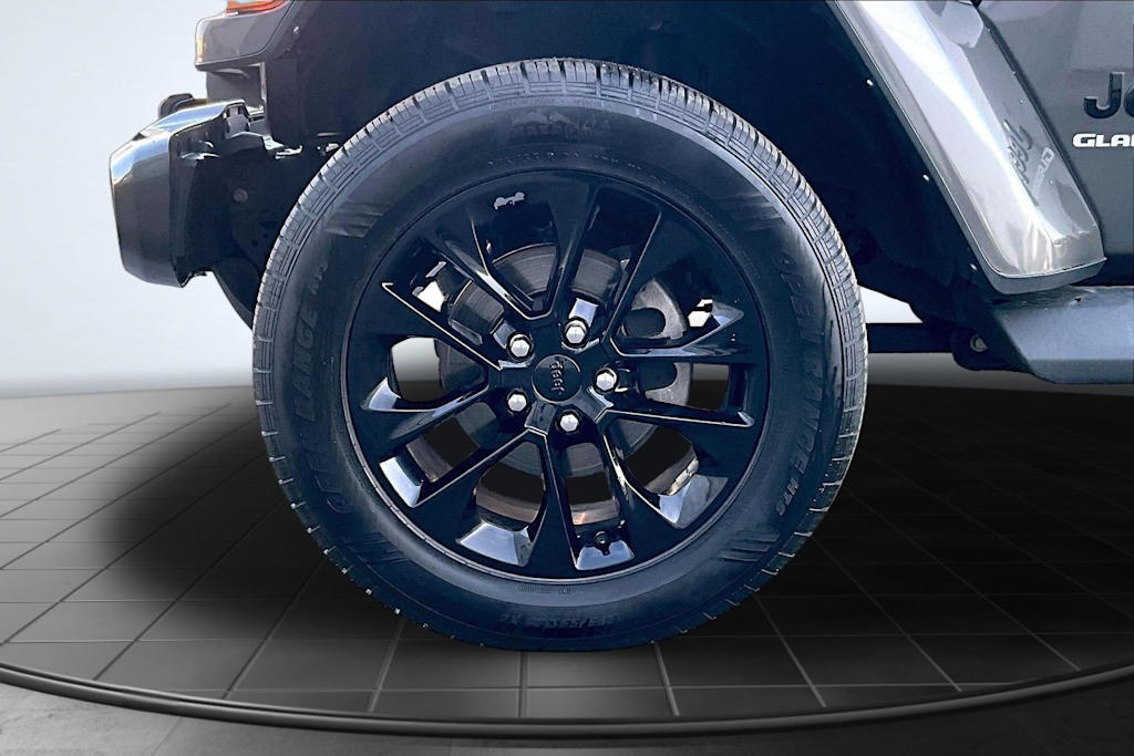 Thumbnail: 2021 Jeep Gladiator - 8