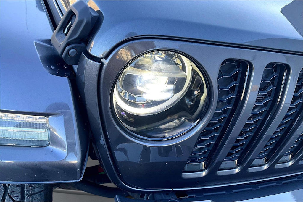 Thumbnail: 2021 Jeep Gladiator - 31