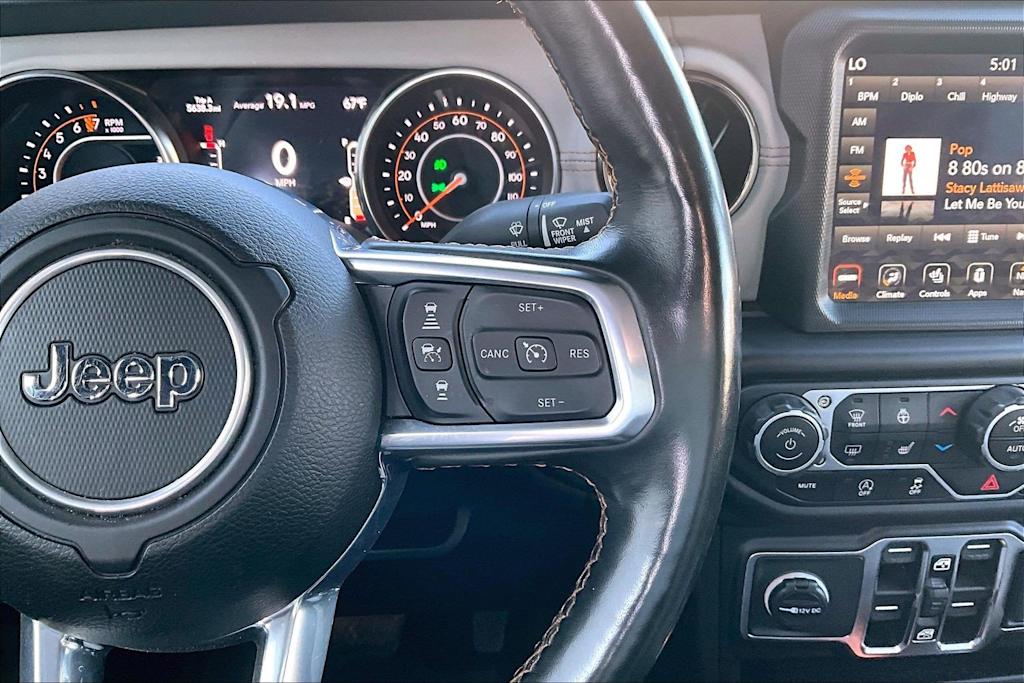 Thumbnail: 2021 Jeep Gladiator - 26
