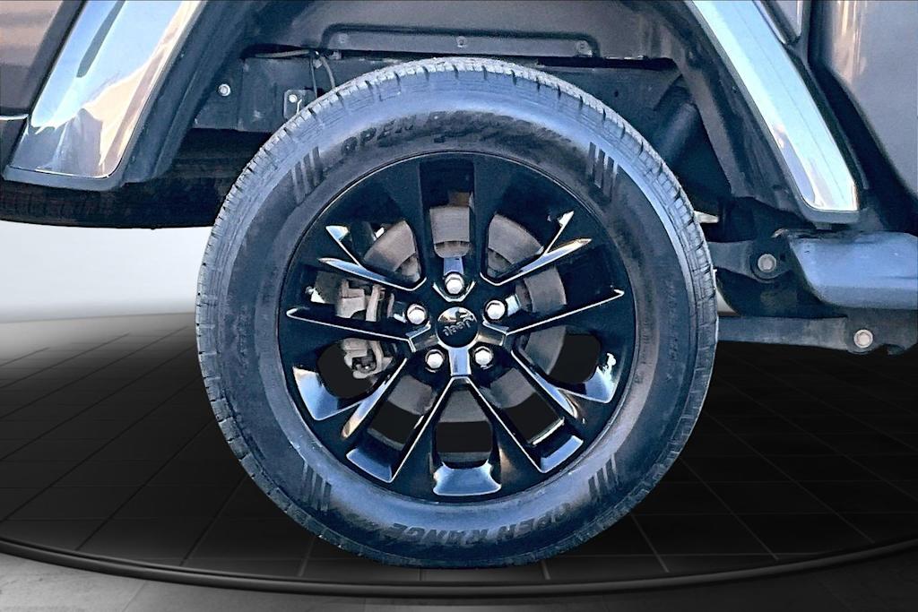 Thumbnail: 2021 Jeep Gladiator - 36