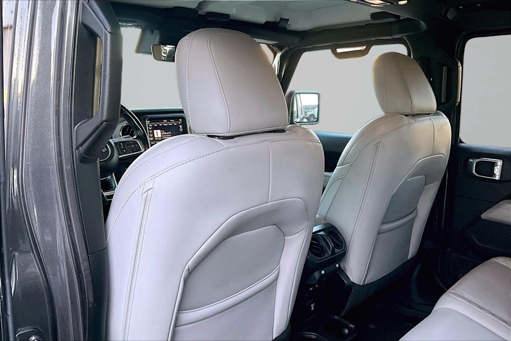 Thumbnail: 2021 Jeep Gladiator - 12