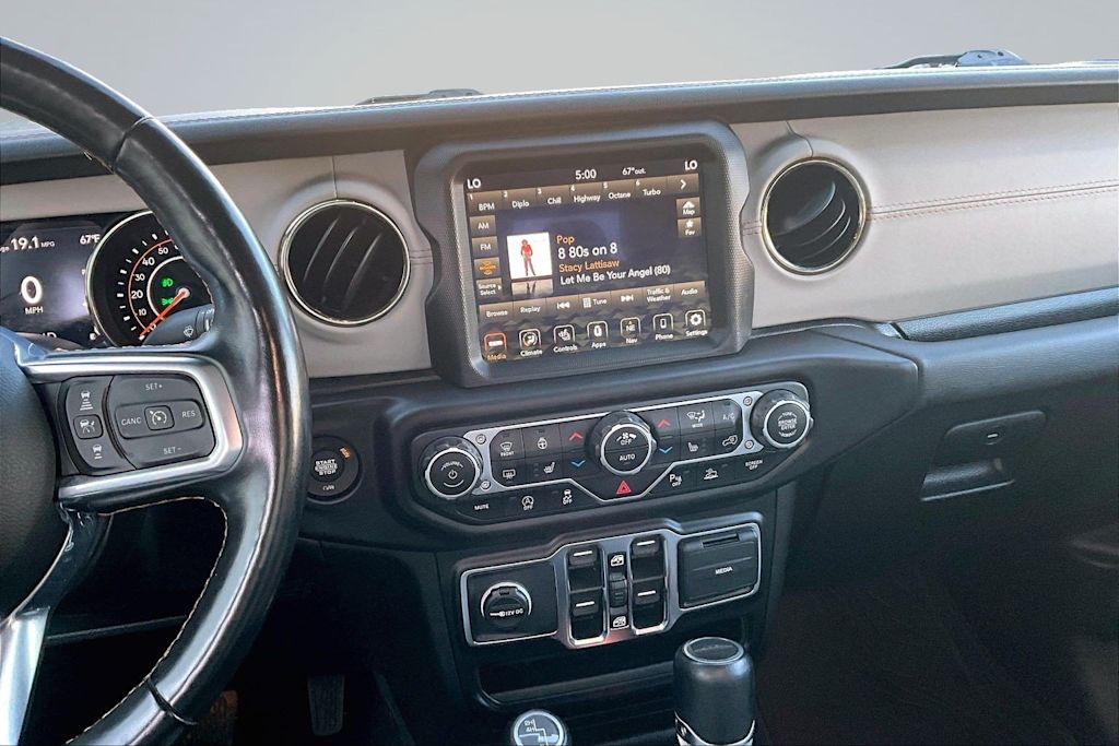 Thumbnail: 2021 Jeep Gladiator - 15