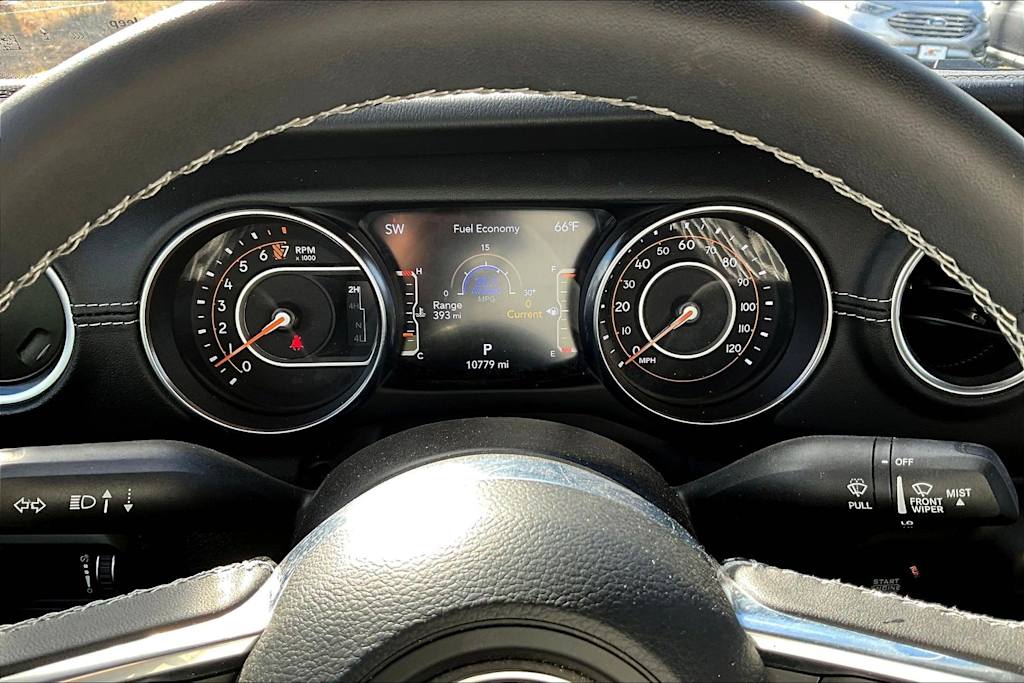 Thumbnail: 2023 Jeep Gladiator - 18