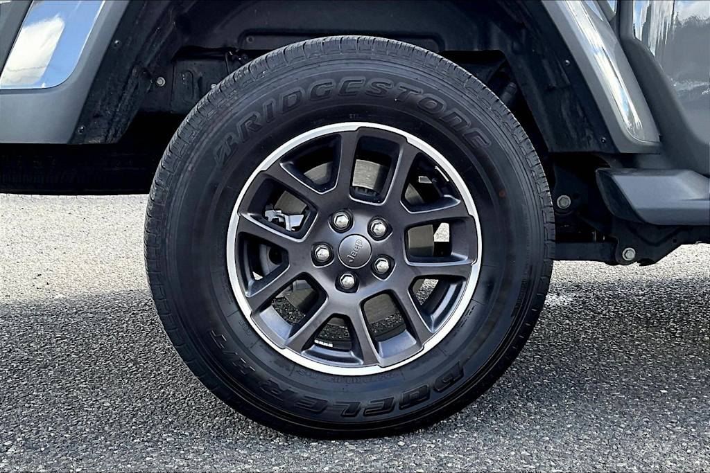 Thumbnail: 2023 Jeep Gladiator - 35