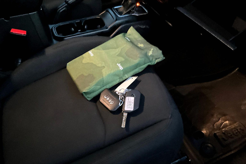 Thumbnail: 2021 Jeep Gladiator - 19