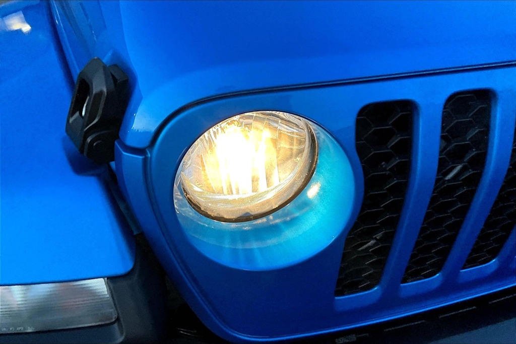 Thumbnail: 2021 Jeep Gladiator - 31