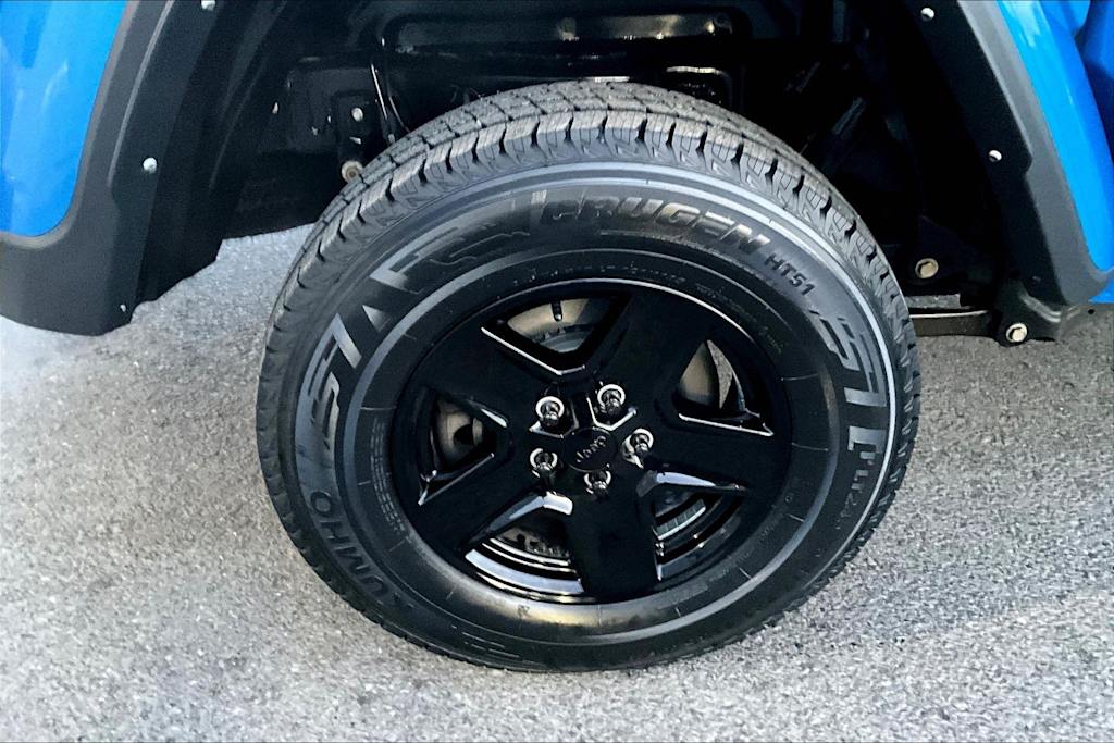 Thumbnail: 2021 Jeep Gladiator - 35