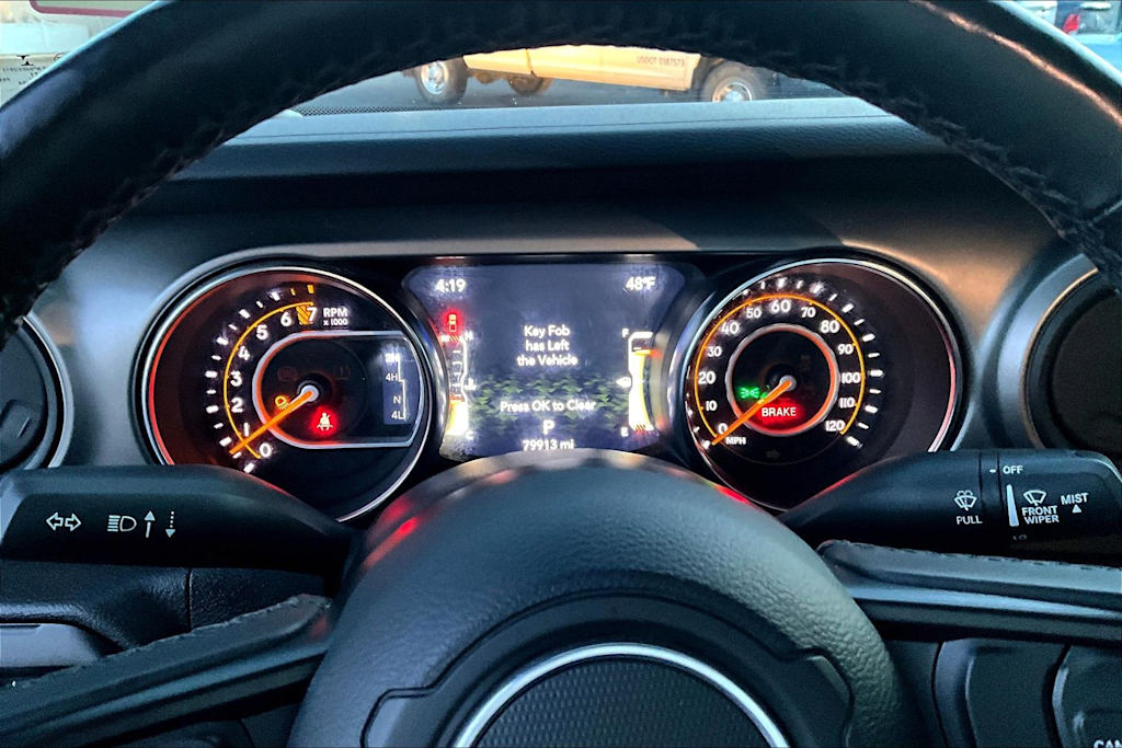 Thumbnail: 2021 Jeep Gladiator - 17