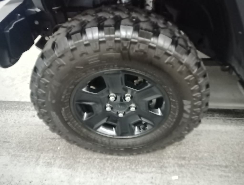 Thumbnail: 2021 Jeep Gladiator - 4