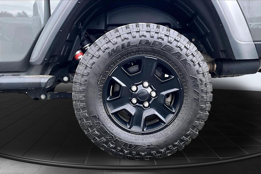 Thumbnail: 2021 Jeep Gladiator - 35