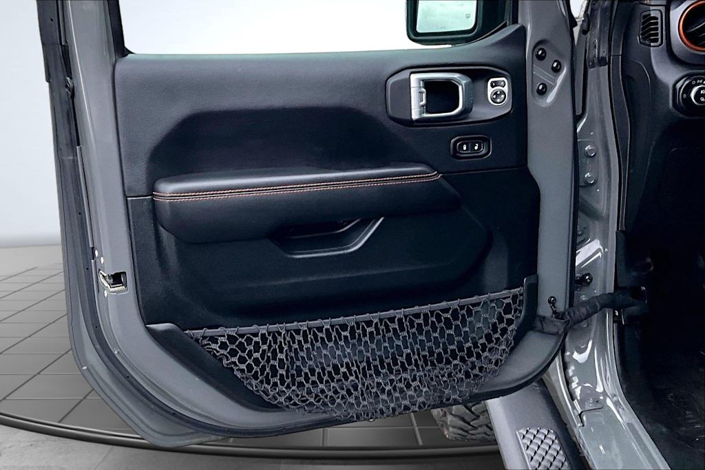 Thumbnail: 2021 Jeep Gladiator - 28