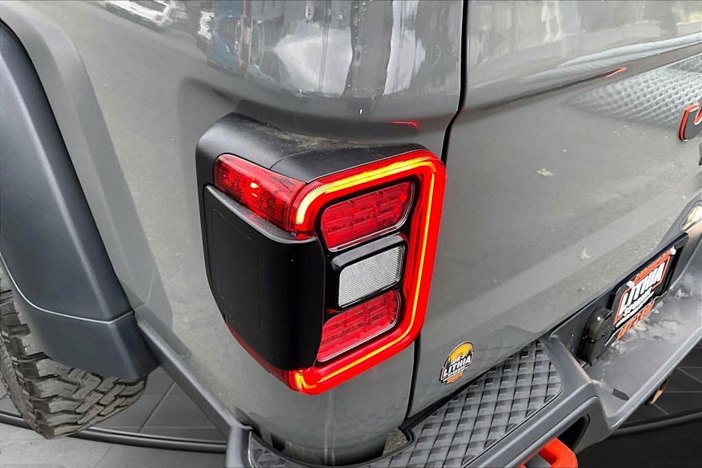 Thumbnail: 2021 Jeep Gladiator - 32