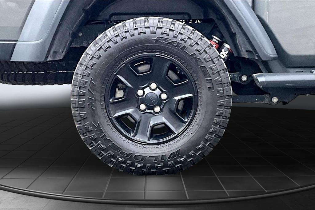 Thumbnail: 2021 Jeep Gladiator - 36