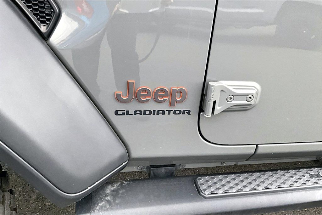 Thumbnail: 2021 Jeep Gladiator - 7