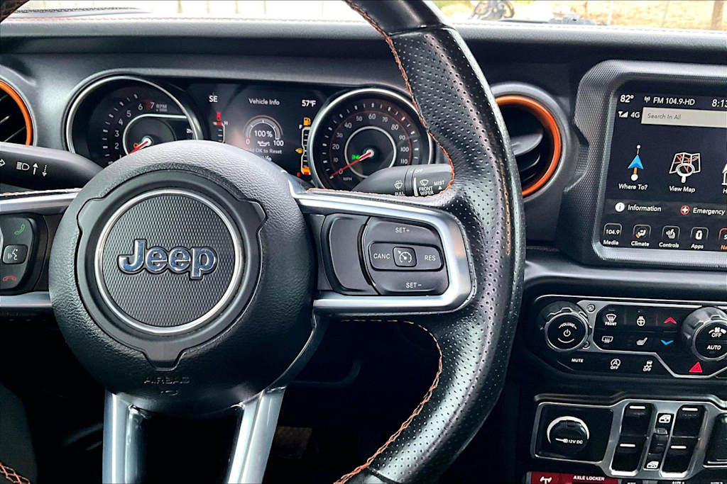 Thumbnail: 2021 Jeep Gladiator - 15