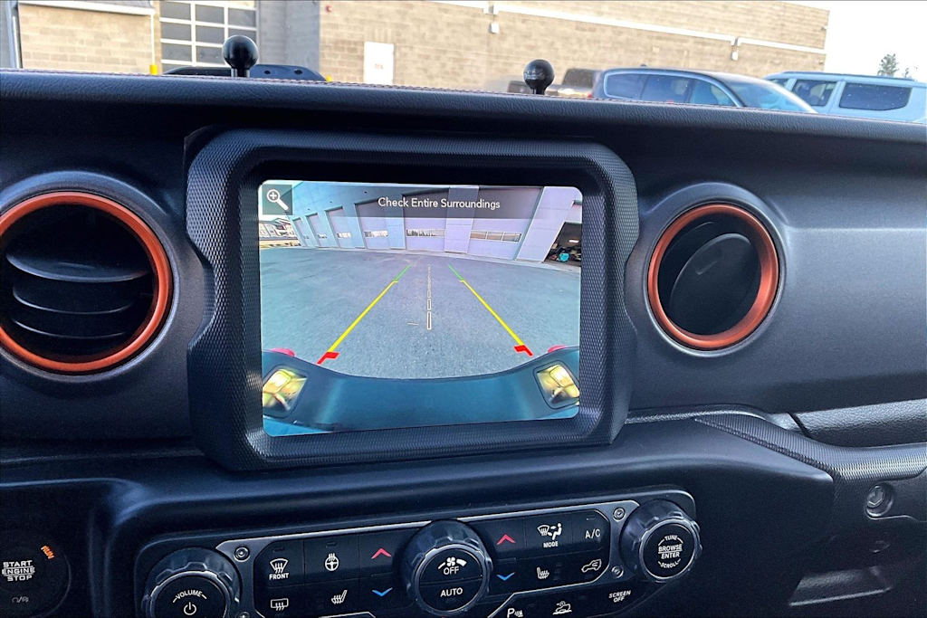 Thumbnail: 2022 Jeep Gladiator - 28