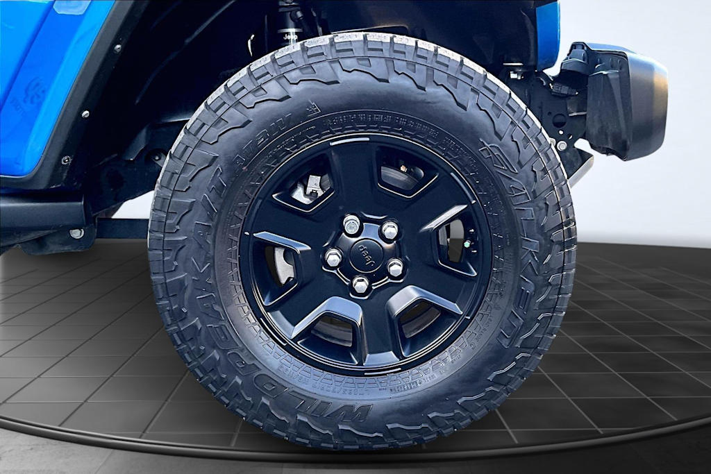 Thumbnail: 2022 Jeep Gladiator - 35