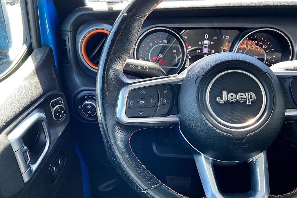 Thumbnail: 2022 Jeep Gladiator - 15