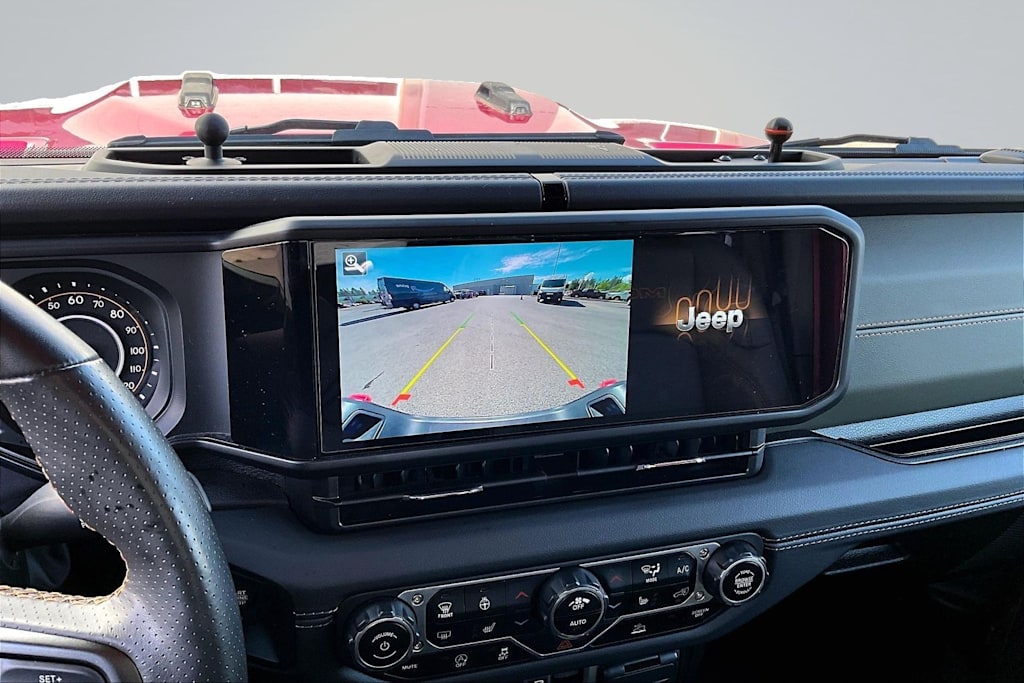 Thumbnail: 2024 Jeep Gladiator - 27
