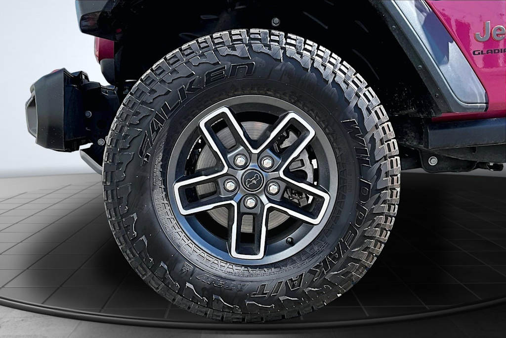 Thumbnail: 2024 Jeep Gladiator - 8