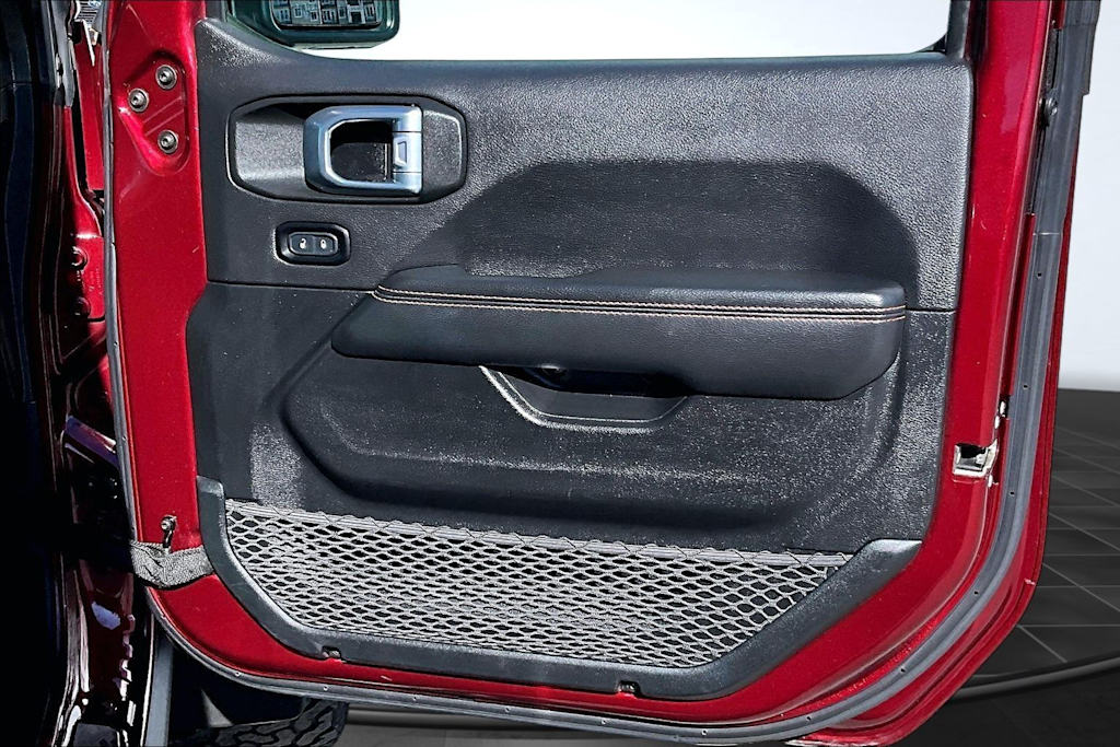 Thumbnail: 2021 Jeep Gladiator - 29