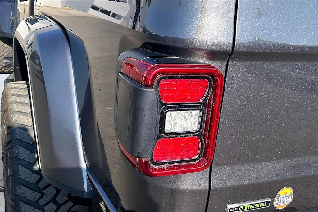 Thumbnail: 2021 Jeep Gladiator - 32