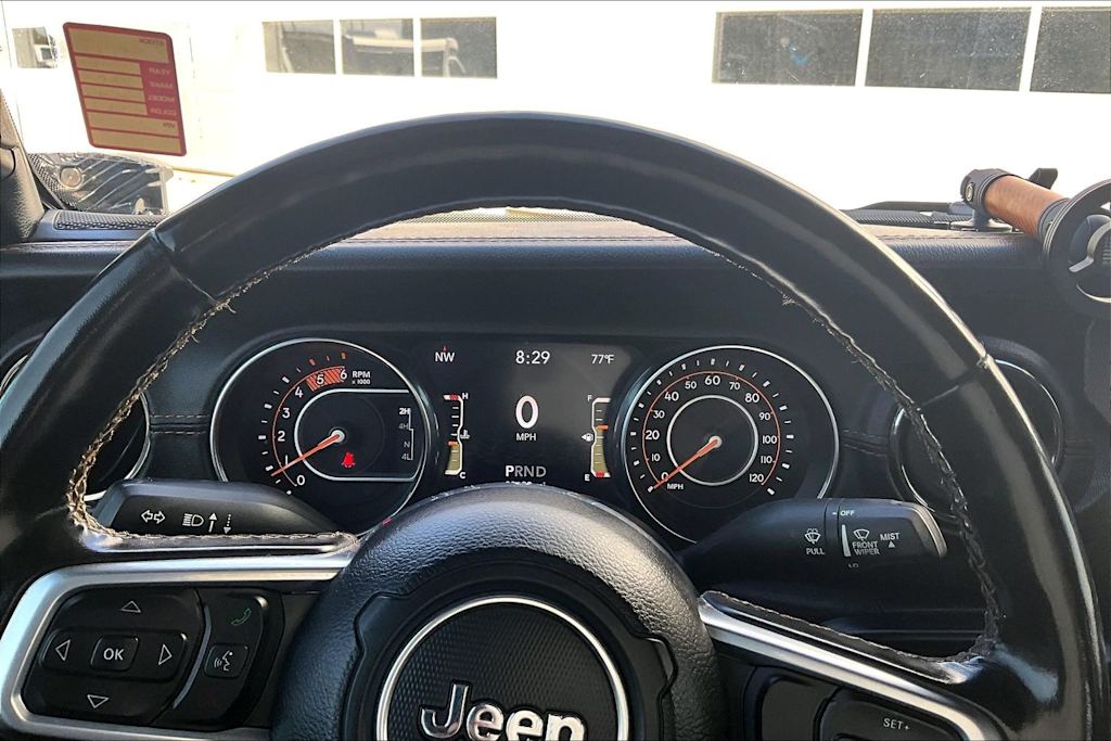Thumbnail: 2021 Jeep Gladiator - 20