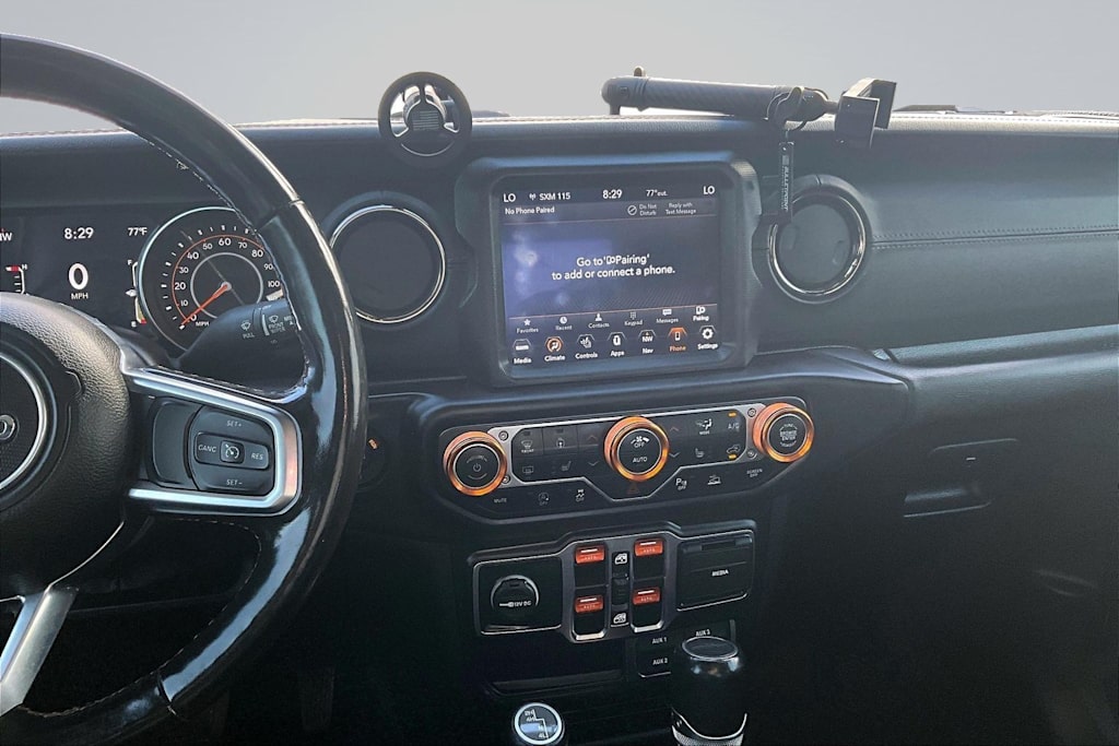 Thumbnail: 2021 Jeep Gladiator - 16