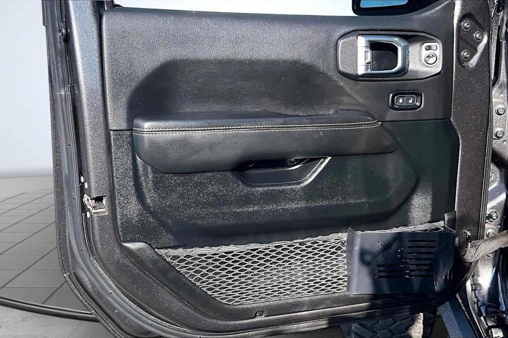 Thumbnail: 2021 Jeep Gladiator - 28