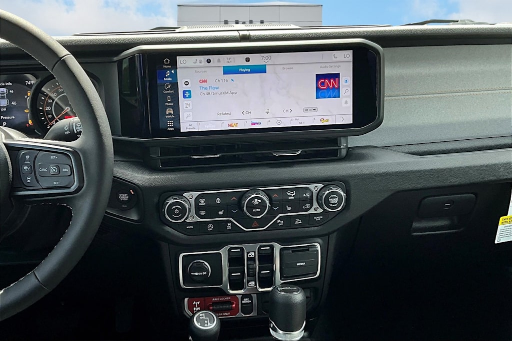 Thumbnail: 2025 Jeep Gladiator - 14