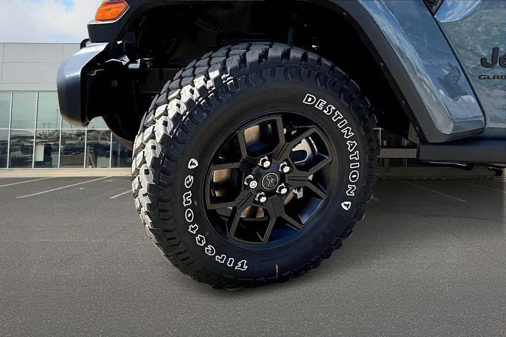 Thumbnail: 2025 Jeep Gladiator - 7