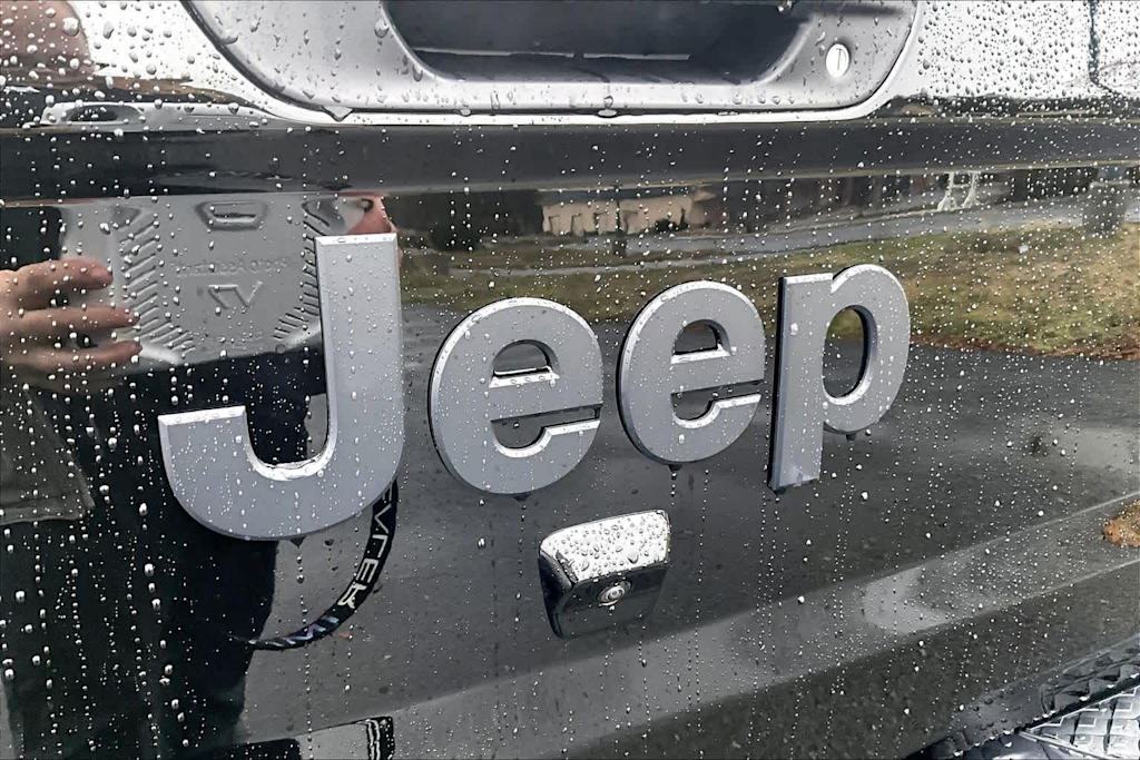 Thumbnail: 2026 Jeep Gladiator - 20