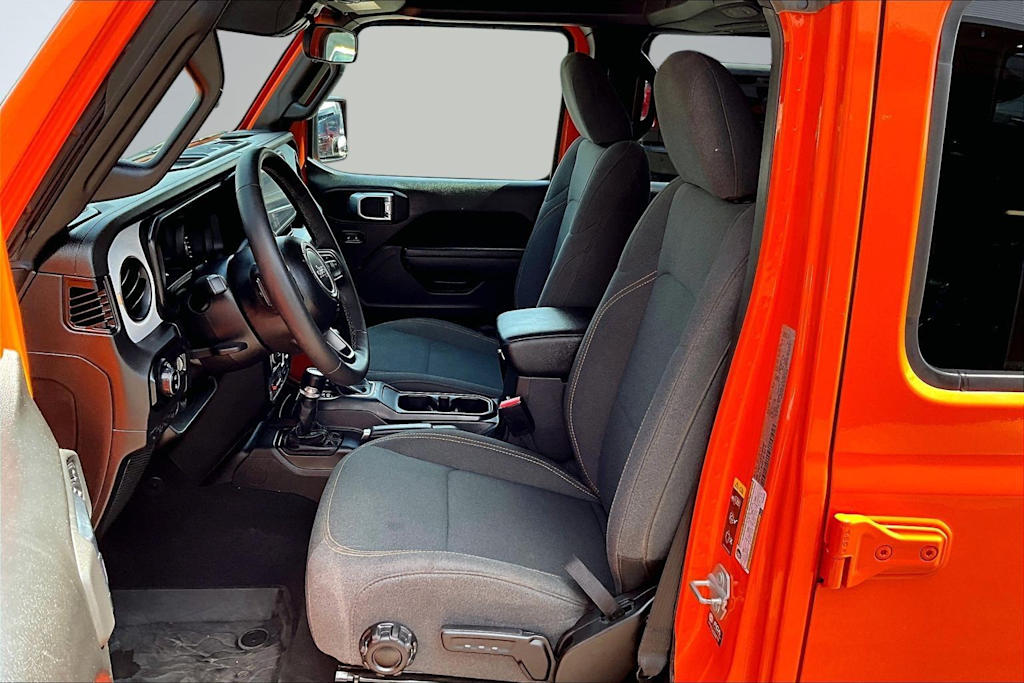 Thumbnail: 2025 Jeep Gladiator - 10