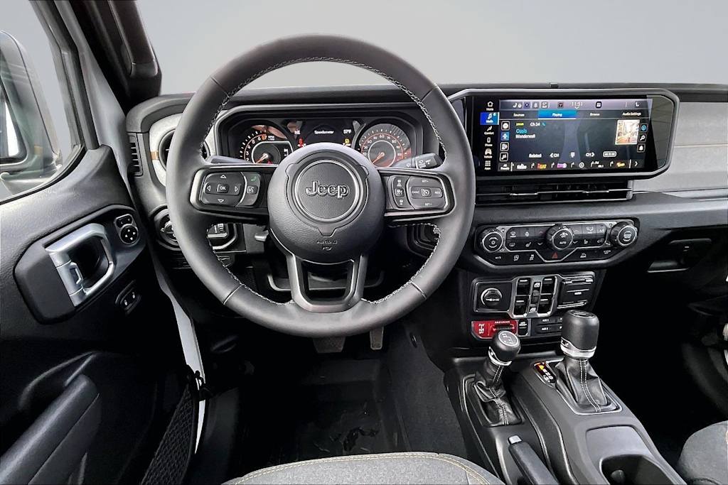 Thumbnail: 2026 Jeep Gladiator - 14