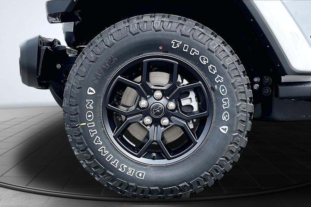 Thumbnail: 2026 Jeep Gladiator - 8